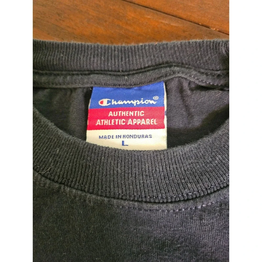 Champion T-Shirt Mens Large Black Notre Dame Hockey The Puck Stops Here Graphic - Picture 4 of 7